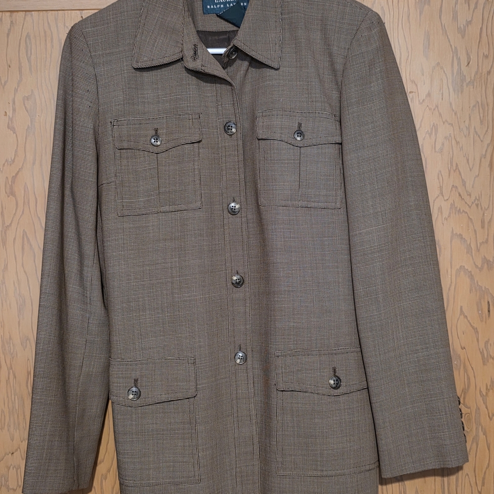 Elegant Brown Women's Blazer